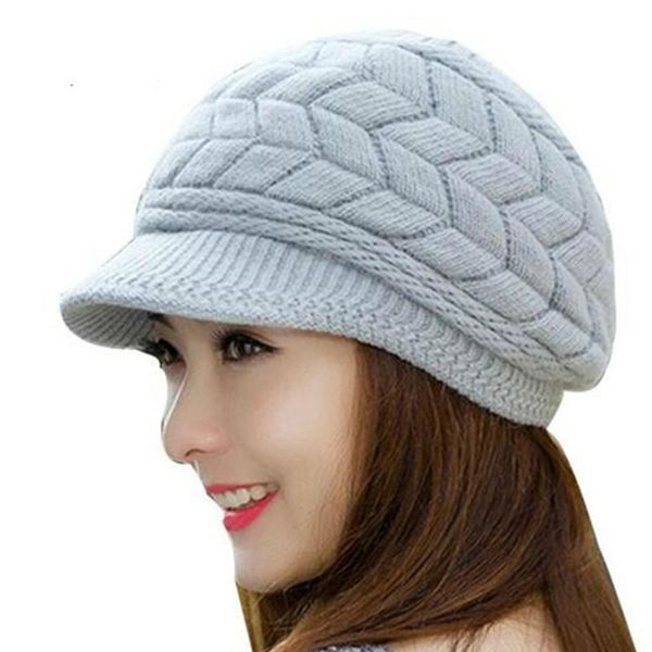 Berretti Cappello invernale da donna Caldo pile all'interno Cappelli lavorati a maglia per donna Berretto di pelliccia Autunno e moda da donna Hat30 Berretto / Berretto con teschio