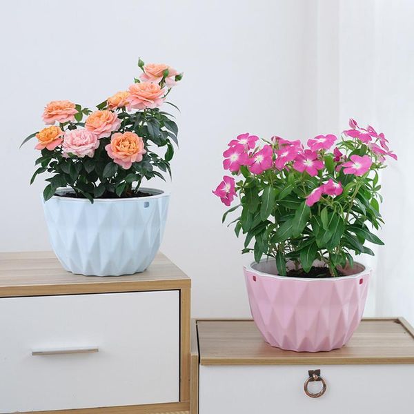 Forniture da giardino Altro Fioriera Cesto sospeso Vaso da fiori in resina con gancio a catena in metallo a forma di diamante Decorazione da parete per interni ed esterni