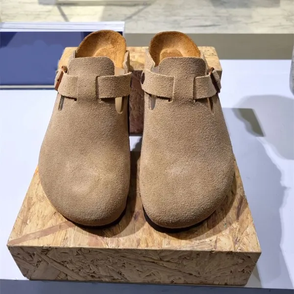 2023 Sapatos unissex de couro genu￭no naturais sliders de praia sapatos casuais couro cinza feltro hombres mujeres externo externo woody fivela tira designer