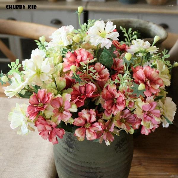 Dekorative Blumen 10 kleine Blumensträuße! Großhandel 5 Gabeln künstliche gefälschte Gänseblümchen Hochzeit Kosmos Blume Seide Chrysantheme