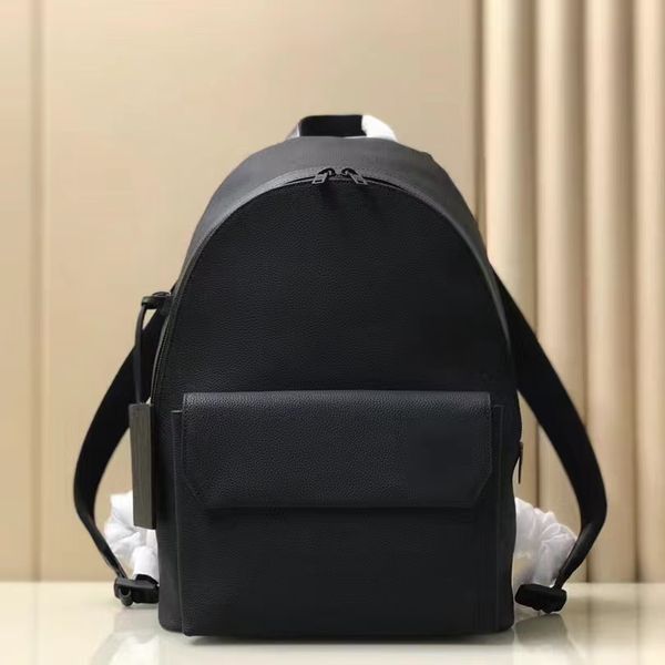 Dies ist ein sehr einfacher und stilvoller Rucksack, der von Luxusmarken -Designern erstellt wurde, ob es auf Reisen ist, es ist für Sie sehr geeignet.