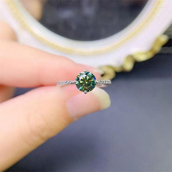 Anéis de cluster 925 Sterling Silver Green Moissanite Ring Engagement para mulheres carregam certificado GRA para passar o teste de instrumentos de diamante