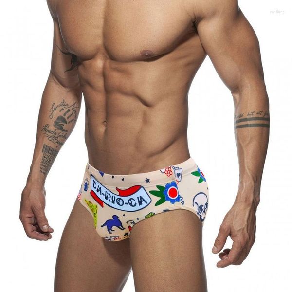 Underpants Men Briefs bolsa de pênis Pouca impressa Push Up Rick Dry respirável calcinha de biquíni Ternos de banho de banho