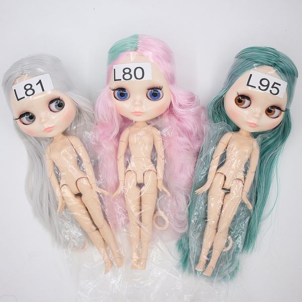 Puppen ICY DBS Blyth Puppe 16 Gelenkkörper Sonderangebot mattiertes Gesicht weiße Haut 30 cm DIY BJD Spielzeug Mode Geschenk 230211