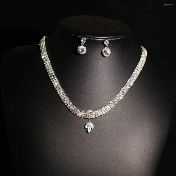 Halskette Ohrringe Set Luxus Mode Zirkon Anzug Glänzender Kristall Zweiteiliger Klee Strass Anhänger Abendkleid Schmuck Für Frauen