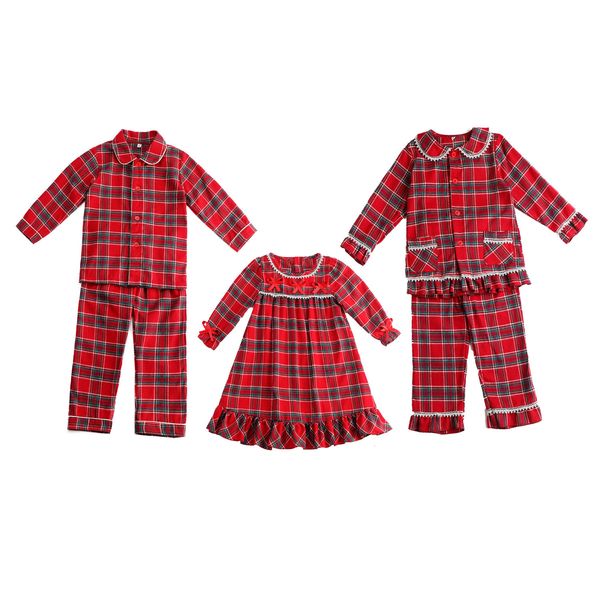 Pijamas por atacado roupas de bebê tartan flannel sets combinando de família menino menino pijamas de Natal 230213