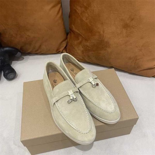 Italia Designer Loropiana Shoes Ro Pia Bean Shoes da donna Scarpe da uomo Mocassini Tacchi piatti Nuovi colori per la primavera e l'estate 2023