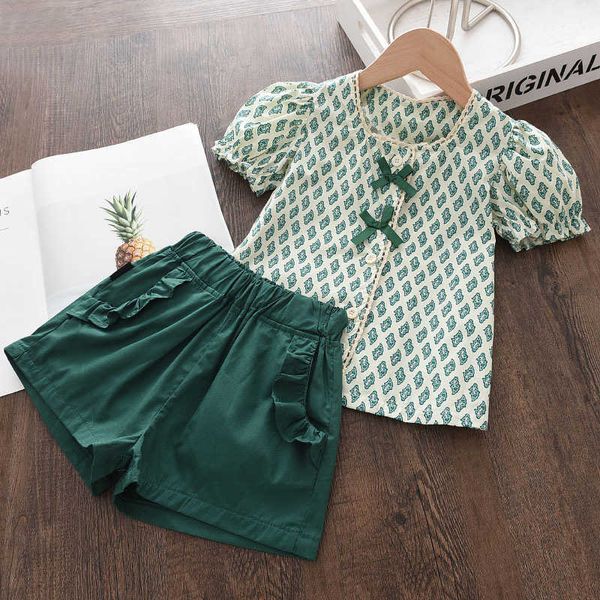 Roupas conjuntos de moda infantil meninas meninas garotas de verão roupas avançadas de flor com mangas com cintura alta tampa verde shorts equipamentos de roupa pcs