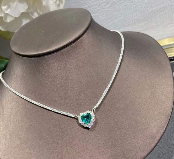 Elegante collana a cuore in cristallo verde con pendente quadrato in zircone bianco completo per donna, festa di nozze, gioielleria raffinata, girocollo con catena da tennis