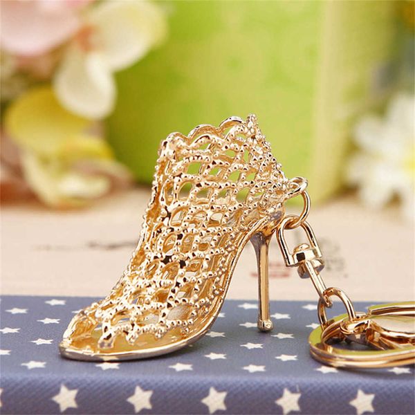 Schlüsselanhänger aushöhlen High Heel Schuhe Schlüsselanhänger für Frauen Geldbörse Tasche Zubehör Handtasche Anhänger Auto Schlüsselanhänger Luxus Charms bestes Geschenk G230210