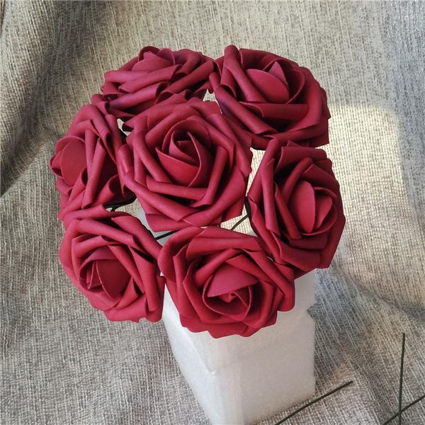 Dekoratif çiçekler köpük güller bordo düğün koyu kırmızı yapay 100 gövdeler sahte çiçek gelin buket centerpieces lnpe025