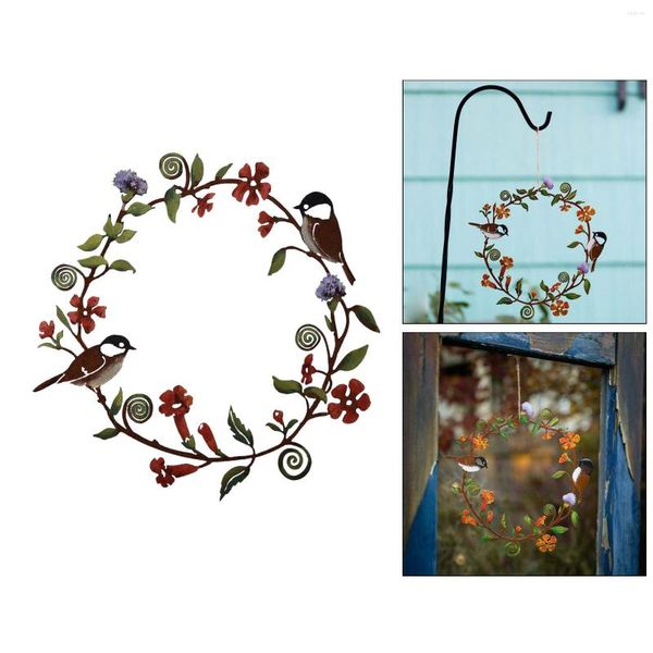 Flores decorativas Chickadees Metal Art Wreath Decor for Front Door Window Parede da escultura Decoração de casamento em casa