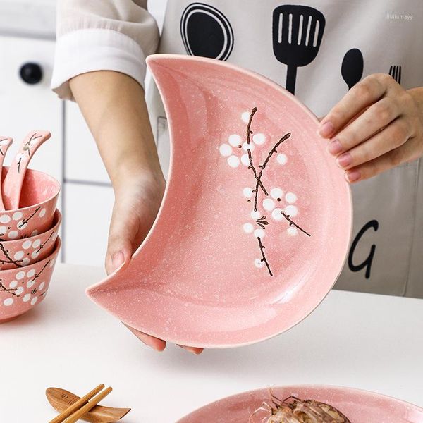 Piatti Piatto da portata a forma di luna rosa Piatto da portata creativo in ceramica sicuro per microonde per biscotti, frutta, dessert, stoviglie