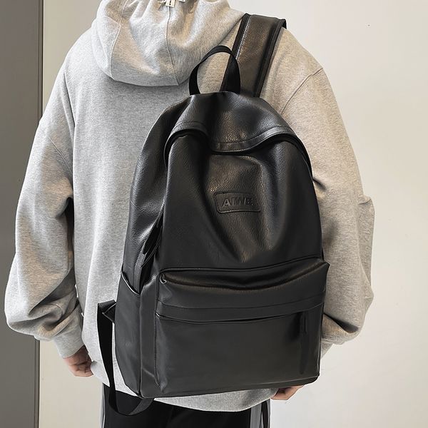 Школьные сумки высококачественная женщина для женщин рюкзак мягкий кожа мужской рюкзаки для девочек роскошной дизайнер Back Pack Сумка для ноутбука большая мощность туристическая сумка 230214