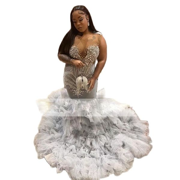 Atemberaubendes graues Meerjungfrau-Abschlussballkleid mit Perlen verziert, Abschlussfeierkleid mit Tieren unten, Plus-Size-Crytal-Schwarz-Mädchen-Kleid 326 326
