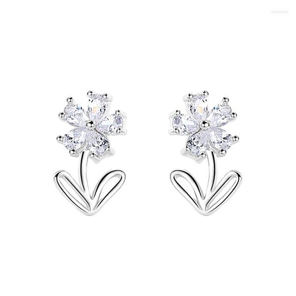 Orecchini a bottone Semplice zircone Fiore Coreano Colore argento per le donne Temperamento Foglia Petalo Piccolo regalo di gioielli delicati alla moda