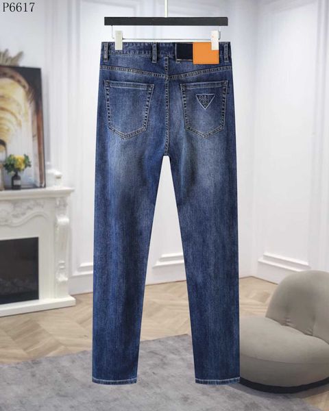 GG 2024 Jeans da uomo Pantaloni casual Designer di lusso Marchio High Street Straight Jean Jeans blu da uomo lavati Pantaloni da motociclista con cerniera grande buco Pantaloni neri 29-40 b