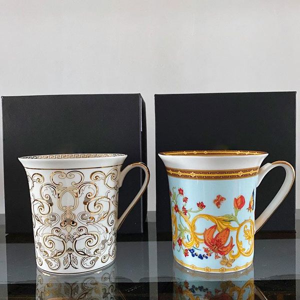 Canecas de porcelana de porcelana de luxo Copo porcelana de cozinha copo decorativo de mesa para chá de leite de leite Europa Decoração de casa Presentes exclusivos