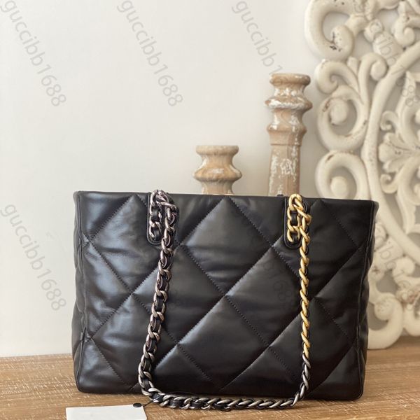 10A Top Tier Mirror Quality 19 Shopping Bag 41cm Luxuries Designers Large Goatskin Tote Womens Real Leather Quilted Purse Handbag Chain Shoulder Strap Box Box Bag