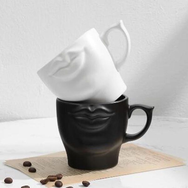 Tazze Tazza da caffè in ceramica creativa nordica Tazze da coppia in bianco e nero Volto umano Bocca BuBody Art Desktop Decor Tazza da tè al latte Articoli per bevande