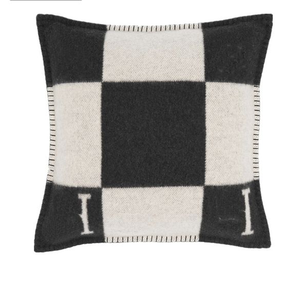 Almofada de lã de alojamento de 90%/travesseiro decorativo tem preenchimento de 1 kg de sala de estar preto da sala