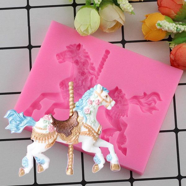 Attrezzi per torte Mujiang 3D Carosello Cavallo Stampi in silicone Baby Birthday Party Decorating Fondente Stampi Candy Cioccolato Gumpaste Stampi