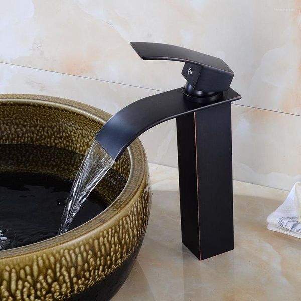 Rubinetti per lavabo da bagno Rubinetto a cascata Lavandino Miscelatore per lavabo da bagno in ottone spazzolato olio nero Rubinetto per acqua fredda e fredda Montaggio a ponte