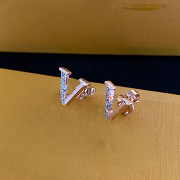 Diamond Ear Stud Rose Gold Letter Women Charm con accessori squisiti Lady Wedding Party Jewelry