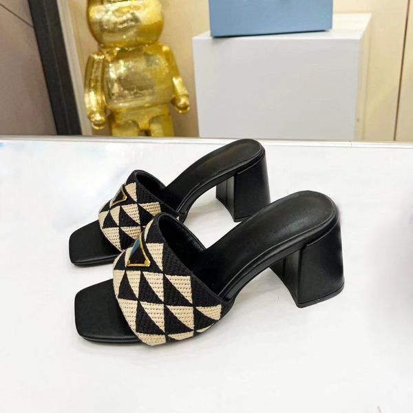2023 moda pantofola Sandali infradito da donna firmati semplici pantofole giovanili scarpe mocassino adatte per luoghi primavera estate taglia 35-42