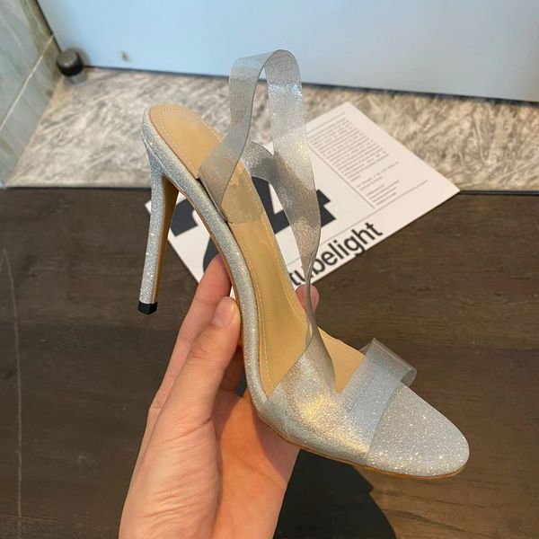 Sandallar Kadın Gümüş Yüksek Topuk Açık Ayak Parmağlı Elbise Ayakkabı Seksi Eğrisi Klasik Tasarımcı Fabrikası 11.5cm İnce Topuk Yaz ayak bileği kayışı 35-42 Kutu
