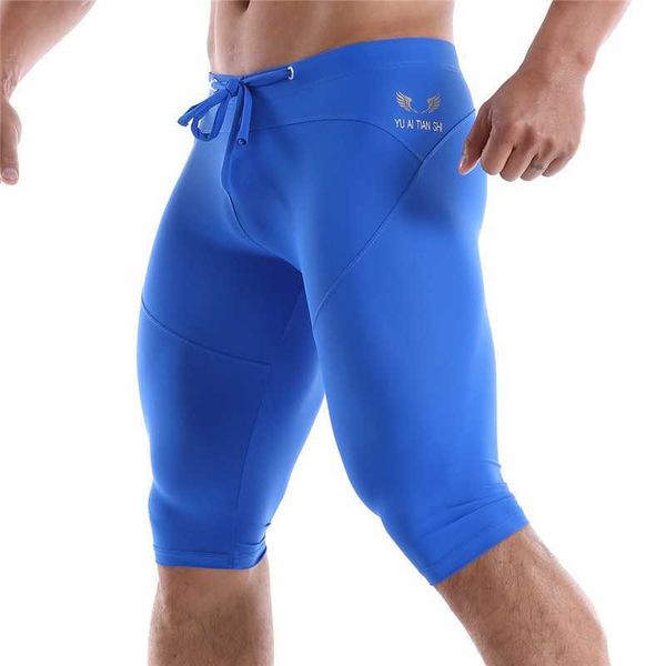 Pantaloncini da uomo Pantaloncini casual da uomo Cool Yoga Allenamento Pantaloncini attillati Bodybuilding Pantaloni corti Traspirante Uomo Sport Fitness Pantaloncini da corsa Z0216