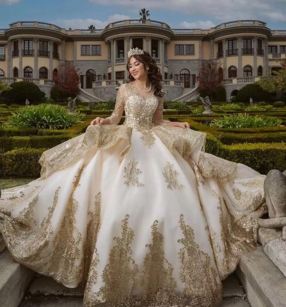 2023 Champagner Perlen Quinceanera Kleider Reißverschluss hinten Sweet 16 Kleid Langarm Spitze Applizierte Perlen Party Prom Kleider E0217