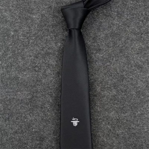 2023 Новые мужчины связывают модную шелковую галстук 100% дизайнерский галстук Жаккард Классический тканый галстук