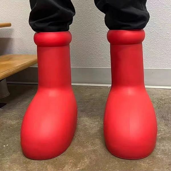 2023 en yeni MSCHF Erkek Kadın Yağmur Çizmeleri Tasarımcı büyük kırmızı çizme Kalın Alt Kaymaz Patik Kauçuk Platform Bootie Moda astro erkek ayakkabı boyutu 35-44