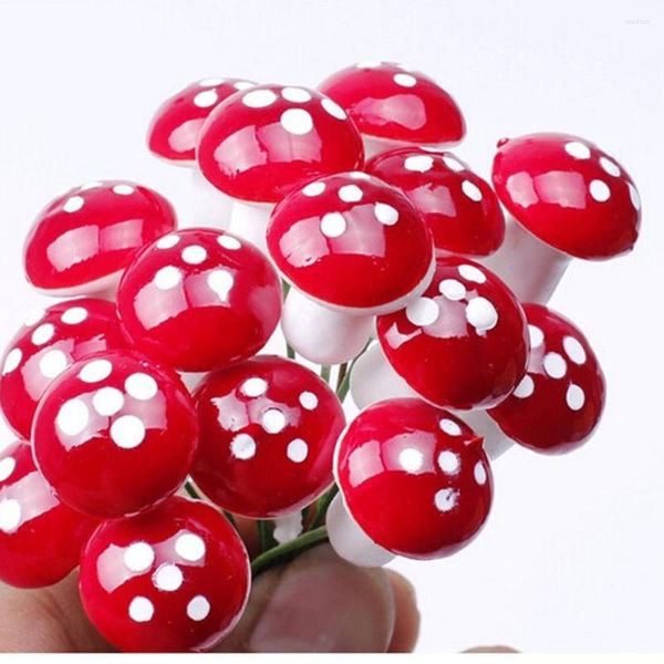 Decorações de jardim 50pcs cogumelo vermelho pontilhado pequeno ptted brinquedo de brinquedo paisagismo bonsai planta decoração de atacado Ornamento 2023