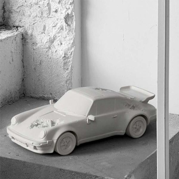 Figurine decorative Oggetti Corrode Cars Statue Abstract Automobile Model Art Scultura in resina Artigianato Decorazioni per la casa americane Accessori Chris
