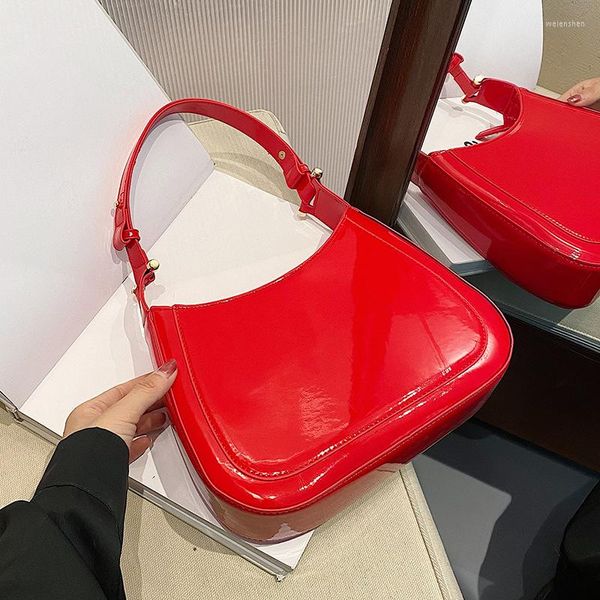 Bolsas de noite 2023 bolsas de moda Patent Couro Mulheres Bolsa de Axila Vermelho ombro Brilhante Retro para