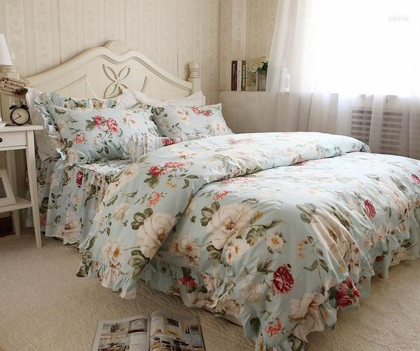 Set di biancheria da letto Set di biancheria da letto in puro cotone stampato a fiori ROSSI Set da letto per la casa Twin-king Size Copripiumino pastorale blu Lenzuolo Federa Princess