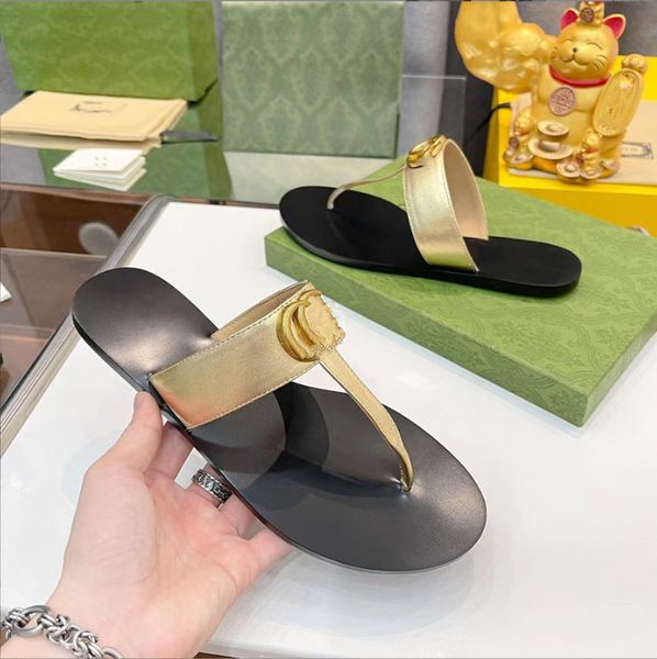 Дизайнерские тапочки Женщины скользят туфли с тапочкой летние сексуальные мужские дизайнеры дизайнеры настоящие кожаные сандалии шлепанцы.
