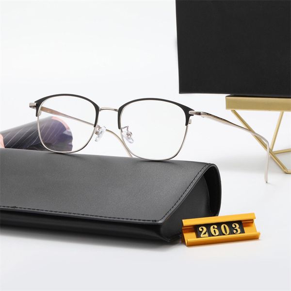 Occhiali da sole classici di lusso firmati in titanio Montatura Occhiali ultraleggeri Business Casual Uomo Donna Oro Argento Caffè Occhiali senza montatura Scatola originale ottica