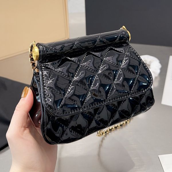 Designer gesteppte Clutch mit Ketten-Shell-Umhängetasche Frankreich Luxusmarke C Lackleder Quilting Mini Damen Umhängetasche Handtasche Lady Cross Body Chains Strap Bags