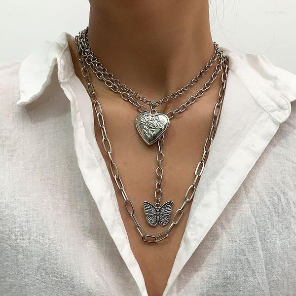 Collane con ciondolo Punk esagerato Love Heart Butterfly Collana da donna Vintage multistrato geometrico con pendenti a catena spessa