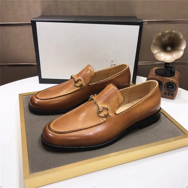 Erkek Dantel-up Sheos Lüks Marka Kovboy Stili Brogue Deri Ayakkabı Tasarımcı Erkekler Sıradan Erkek Ayakkabı Sonbahar Moda Leisure Flats Yürüyüş Ayakkabı