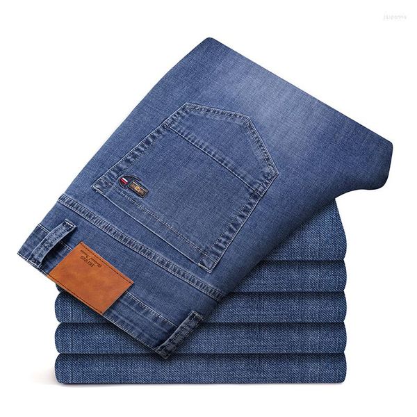 Jeans da uomo Taglie forti 46 44 Pantaloni da uomo in denim di marca maschile stile classico casual elasticizzato nero blu