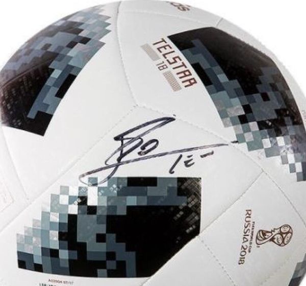 Lionel LEO Modric COUTINHO autografato auto firmata firmato memorabilia da collezione 2018 WORLD CUP SOCCER BALL