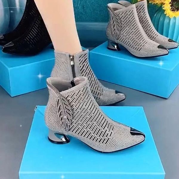 Sandali 2023 sexy del tutto-fiammifero strass moda scarpe da donna tacco spesso tacco medio punta a punta cerniera laterale di lusso per le donne