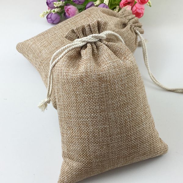 Embrulho de presente 50pcs vintage Natural Burlap Hessia Gift Candy Sags Party Wedding Favor Pouch Birthday Supplies Drawstrings Jute Presente Sacos 230221