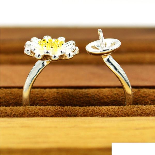 Установка ювелирных изделий Оптовые кольца S925 Sier Sier Chrysanthemum Цветочные кольца для женского устричного жемчуж