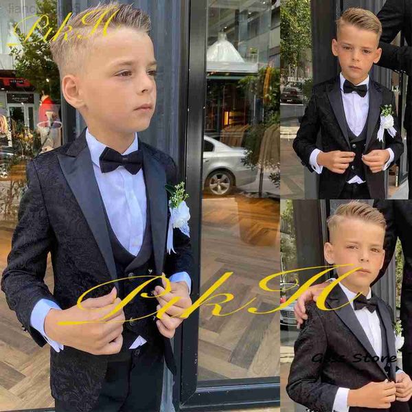 Kleidungssets Schwarzer Blumenanzug für Jungen 3-teiliger Hochzeits-Smoking Mode-Partykleid Formal Slim Fit Jacke Hosen Weste Kinder Blazer W0222