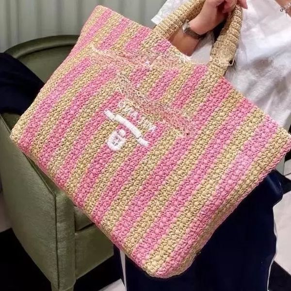 El dokuması saman çanta çanta op72 kadınlar için 2023 Yaz Yeni Trendi Büyük Kapasite Niş Tasarım Eğlence Beach Resort Moda Çok Amaçlı Koltuklu Çanta